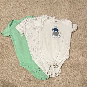 Carter's Green and White Bodysuits Set